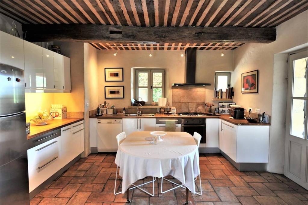 In Gordes, Facing The Entire Luberon Park A Beautiful 5 Bedrooms House Luaran gambar