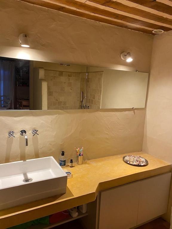In Gordes, Facing The Entire Luberon Park A Beautiful 5 Bedrooms House Luaran gambar